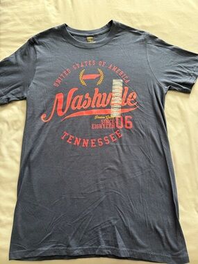 Nashville Tennessee Graphic Tee - Blue